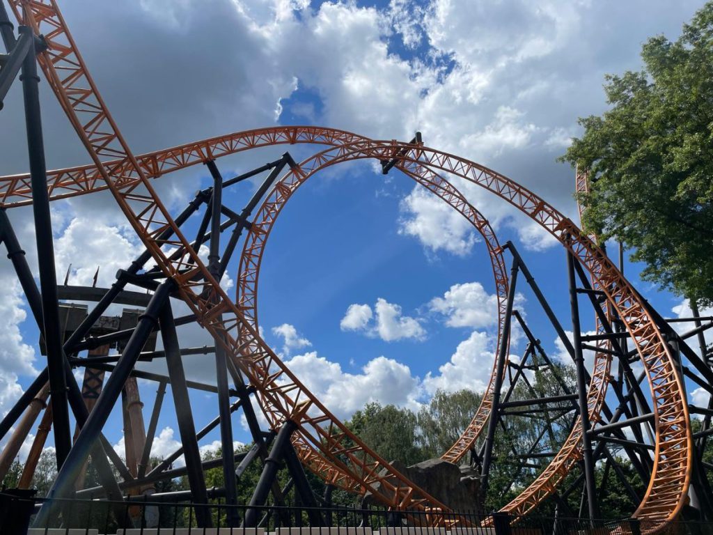 bobbejaanland achtbaan looping